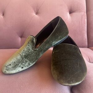 Birdies Velvet Loafers in Olive